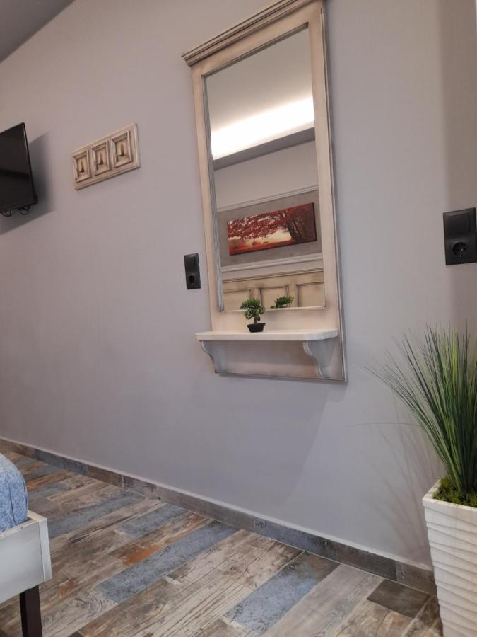 Tomas & Maria Rooms Neoi Poroi Exterior photo