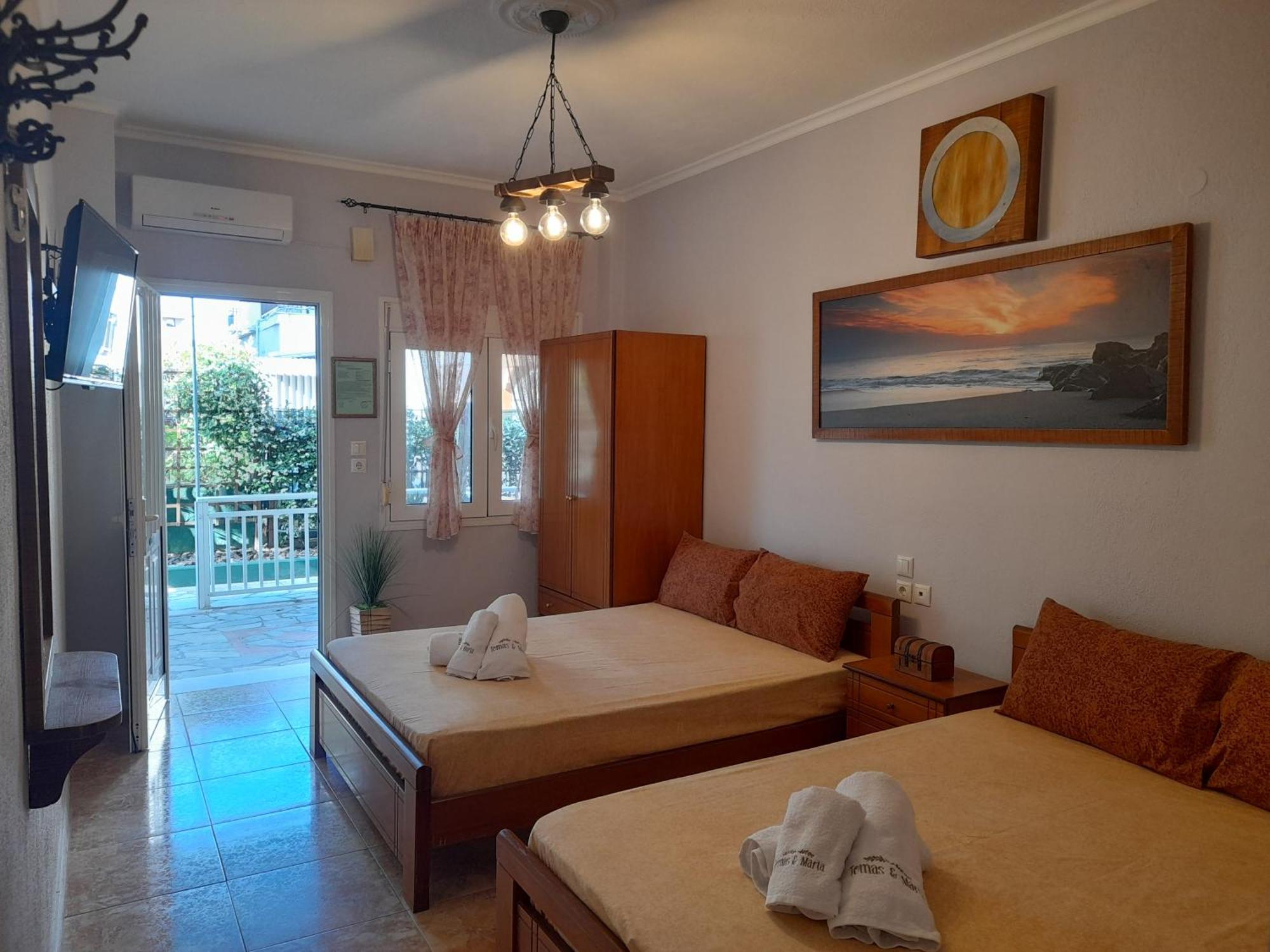 Tomas & Maria Rooms Neoi Poroi Room photo